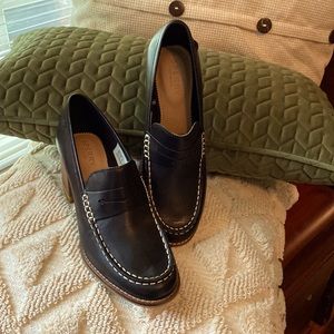 Sperry Seaport Penny Heel.  Size 8. New.